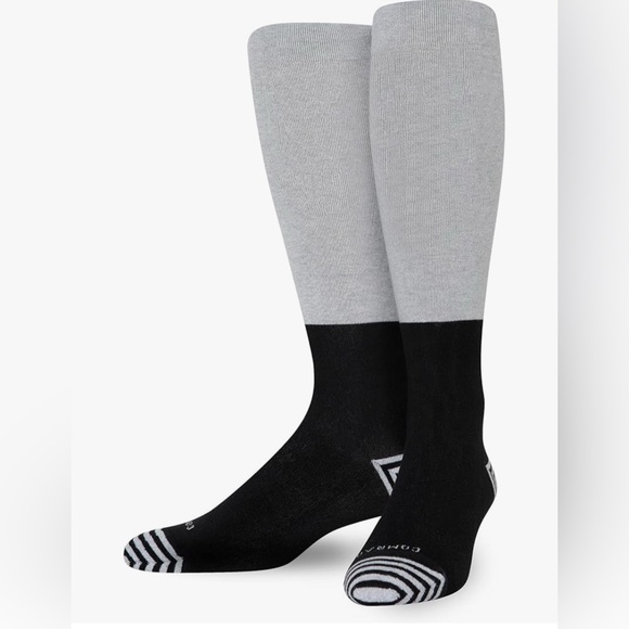 COMRAD SUPER SOFT CLOUD COTTON KNEE HIGH COMPRESSION SOCKS BLACK GREY M - Picture 1 of 7